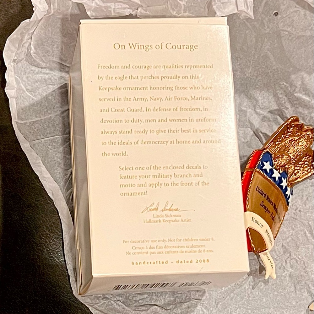 Hallmark “ On Wings of Courage” Marine Corps Keepsake Ornament - Picture 4 of 5